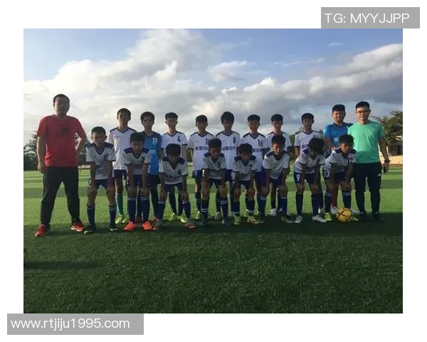 陵水足球明星阵容全解析及精彩照片展示